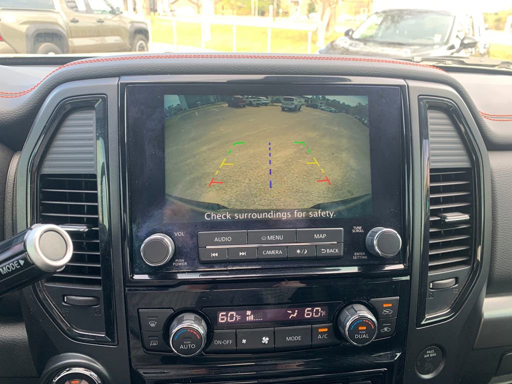 Used 2021 Nissan Titan PRO-4X AWD/4WD image 18