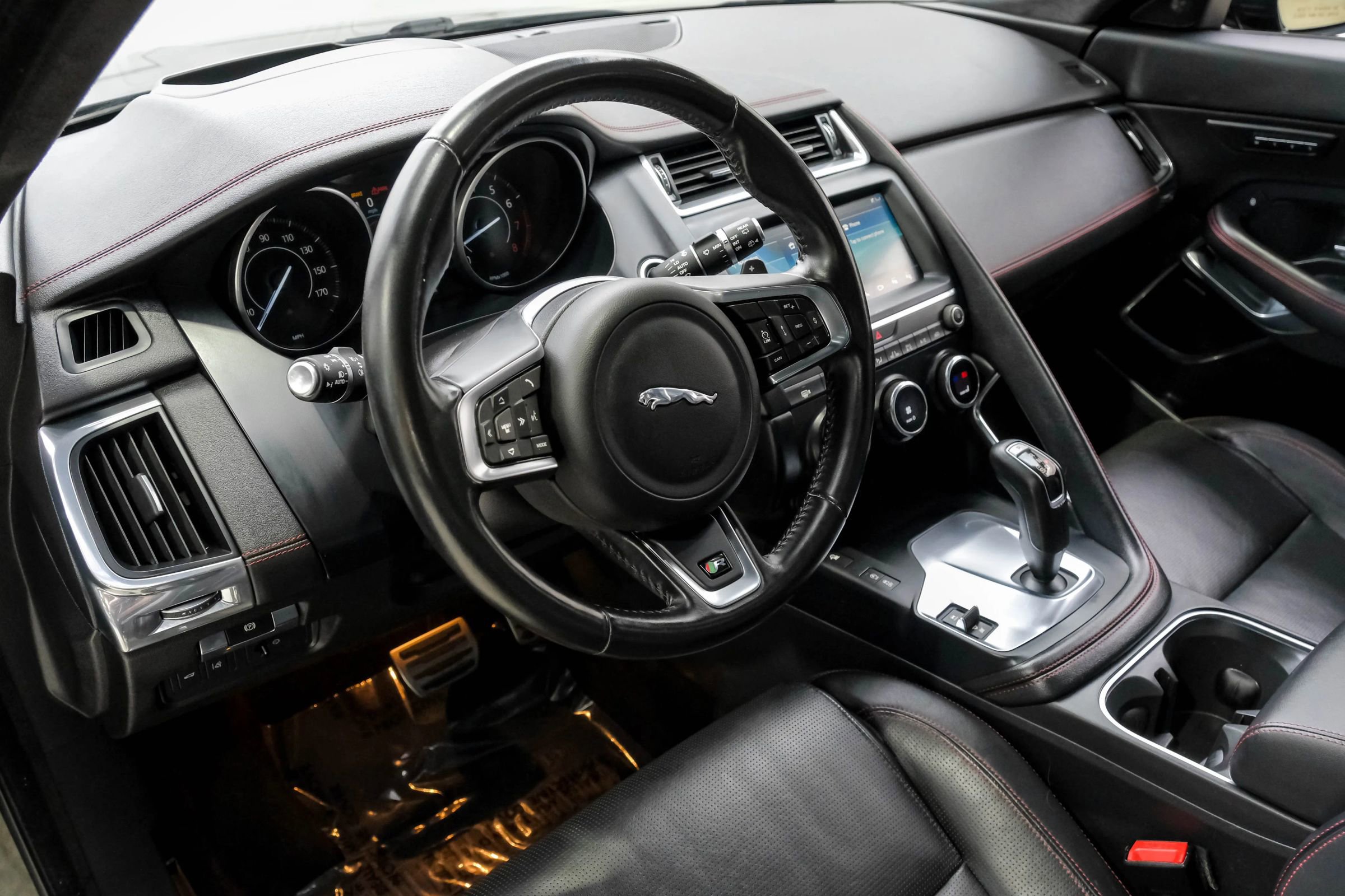 Used 2018 Jaguar E-PACE First Edition image 20