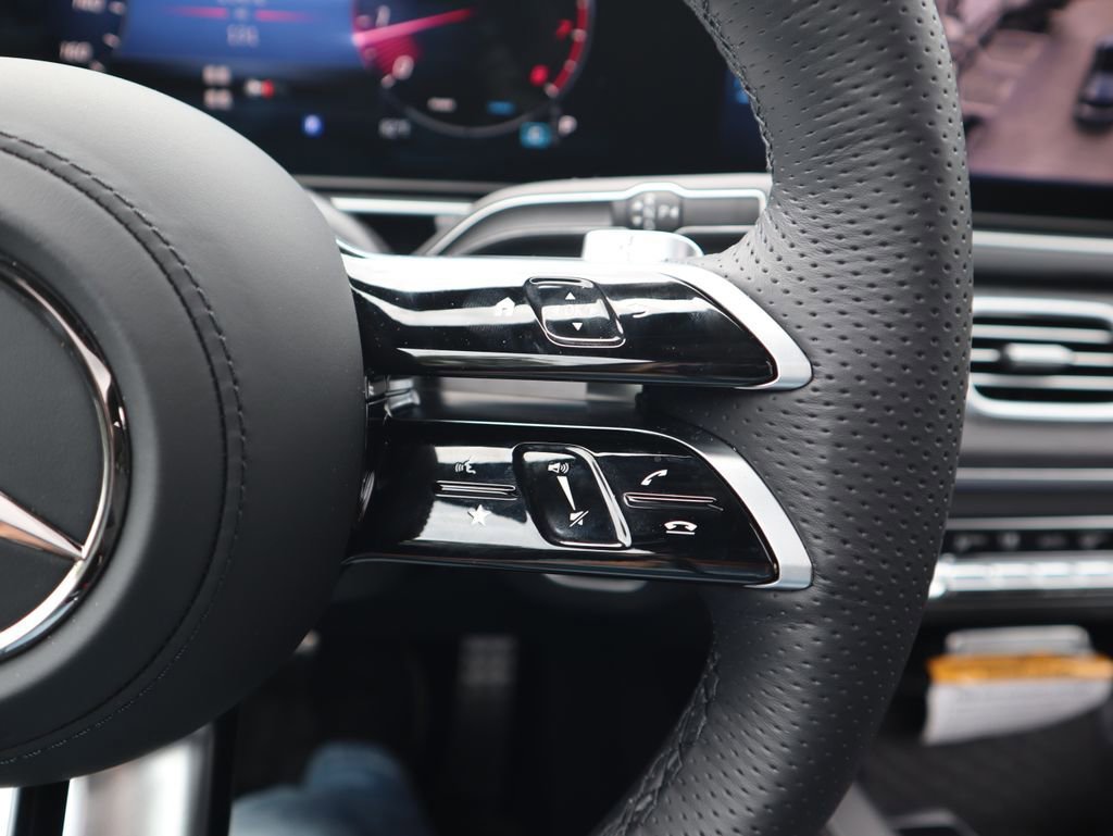 New 2025 Mercedes-Benz GLS 580 4MATIC image 21