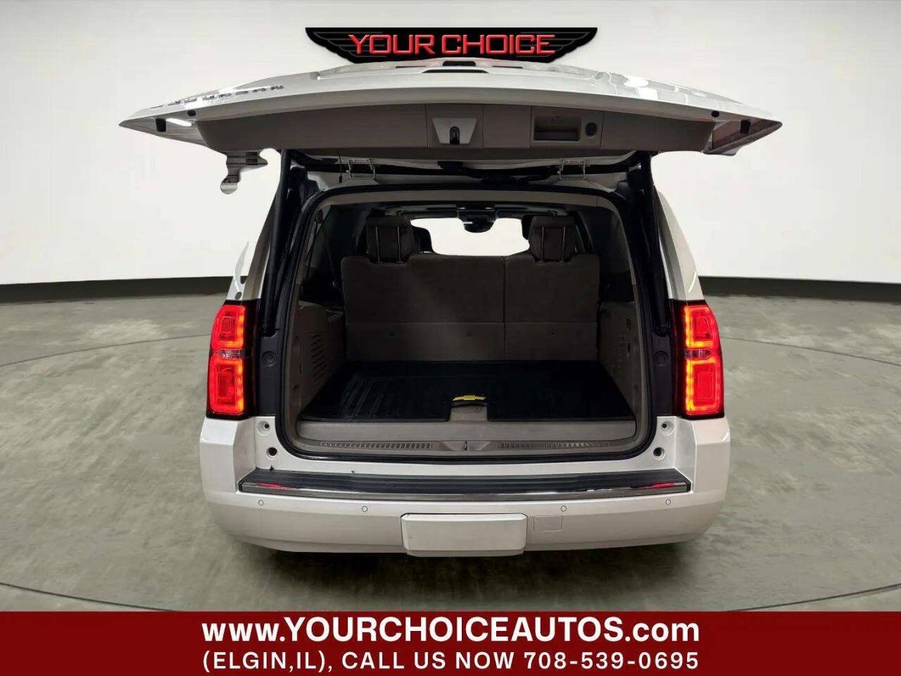 Used 2015 Chevrolet Suburban LTZ AWD/4WD image 5