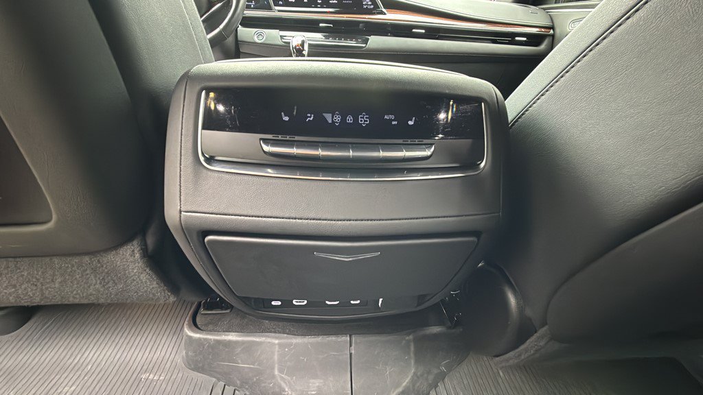 Certified 2024 Cadillac Escalade ESV Premium Luxury w/ LPO, Floor Liner Package AWD/4WD image 26
