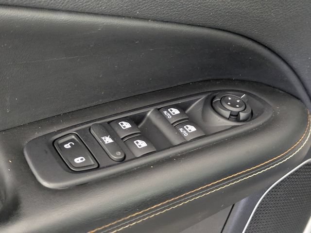 Used 2019 Jeep Compass Latitude w/ Popular Equipment Group FWD image 10