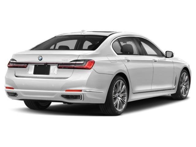 Used 2021 BMW 740i w/ Premium Package image 2