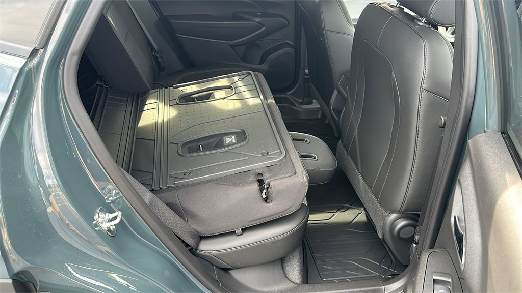 New 2025 Chevrolet Trax LT w/ LT Convenience Package image 28