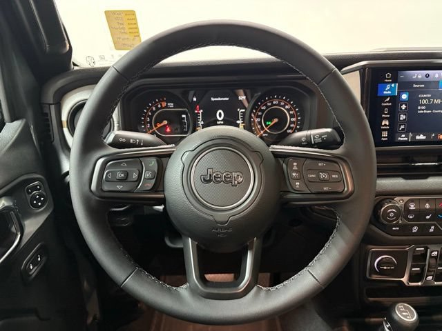 New 2026 Jeep Gladiator Sport AWD/4WD image 15