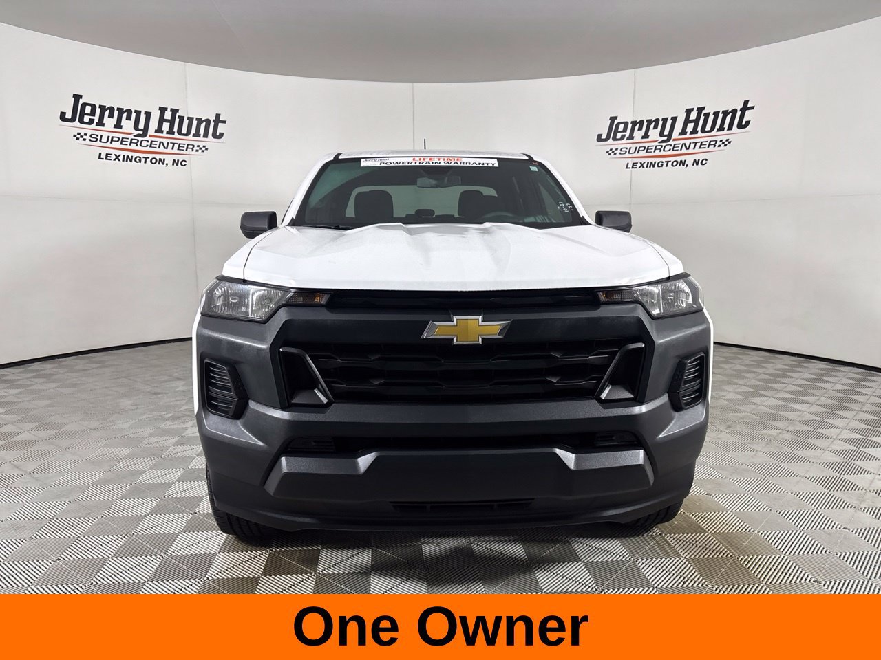 Used 2023 Chevrolet Colorado W/T RWD image 3
