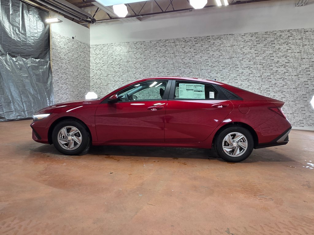 New 2026 Hyundai Elantra SE image 4