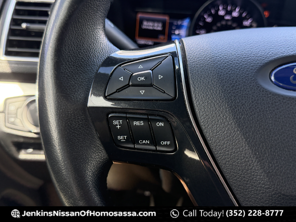 Used 2017 Ford Explorer Limited FWD image 43