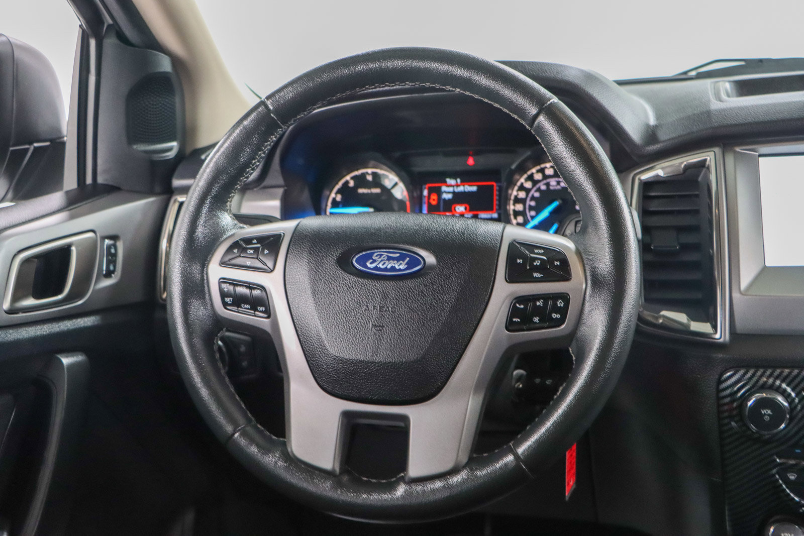 Used 2019 Ford Ranger XLT w/ FX4 Off-Road Package image 13