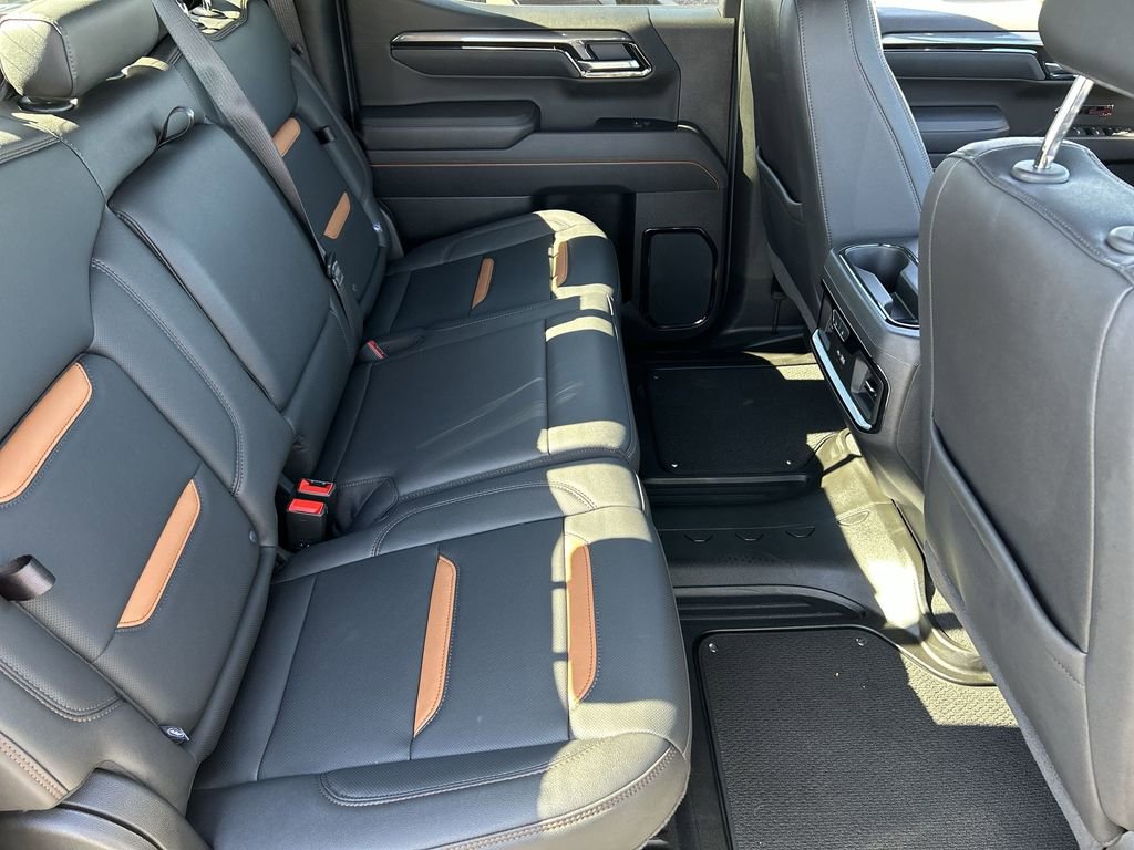 Used 2025 GMC Sierra 1500 AT4 w/ Technology Package image 26