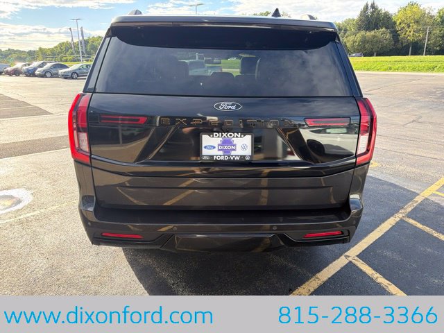 Used 2025 Ford Expedition Tremor AWD/4WD image 8
