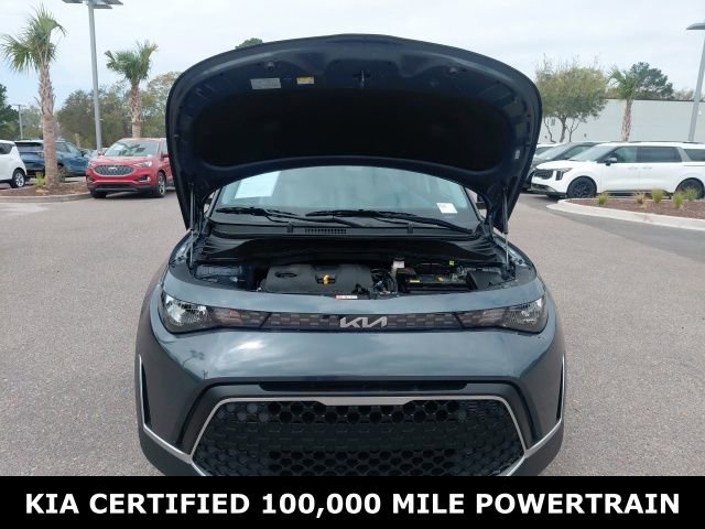 Used 2025 Kia Soul LX FWD image 9