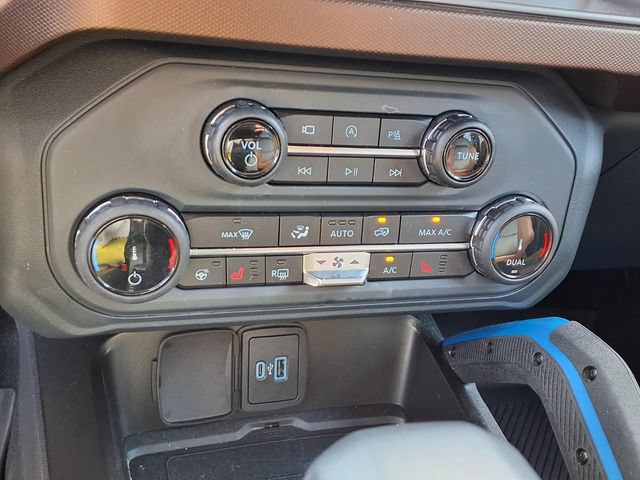 Used 2022 Ford Bronco Outer Banks w/ Sasquatch Package AWD/4WD image 7