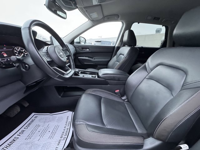 Used 2022 Nissan Pathfinder SL image 24
