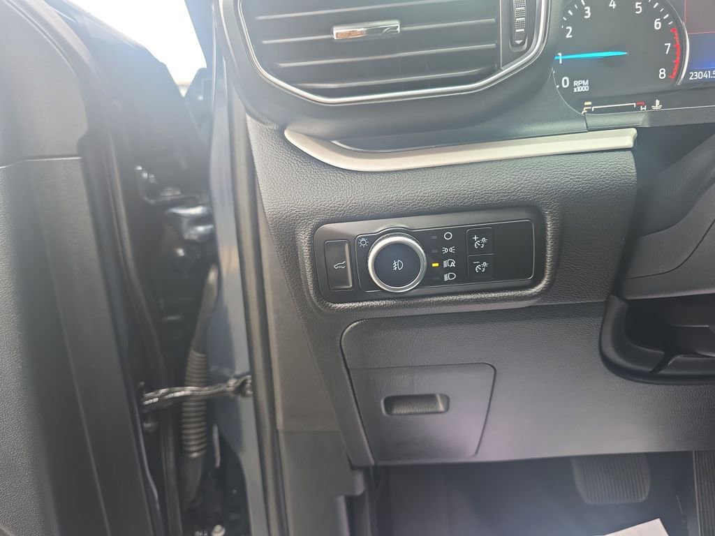 Certified 2024 Ford Explorer XLT w/ Equipment Group 202A AWD/4WD image 20