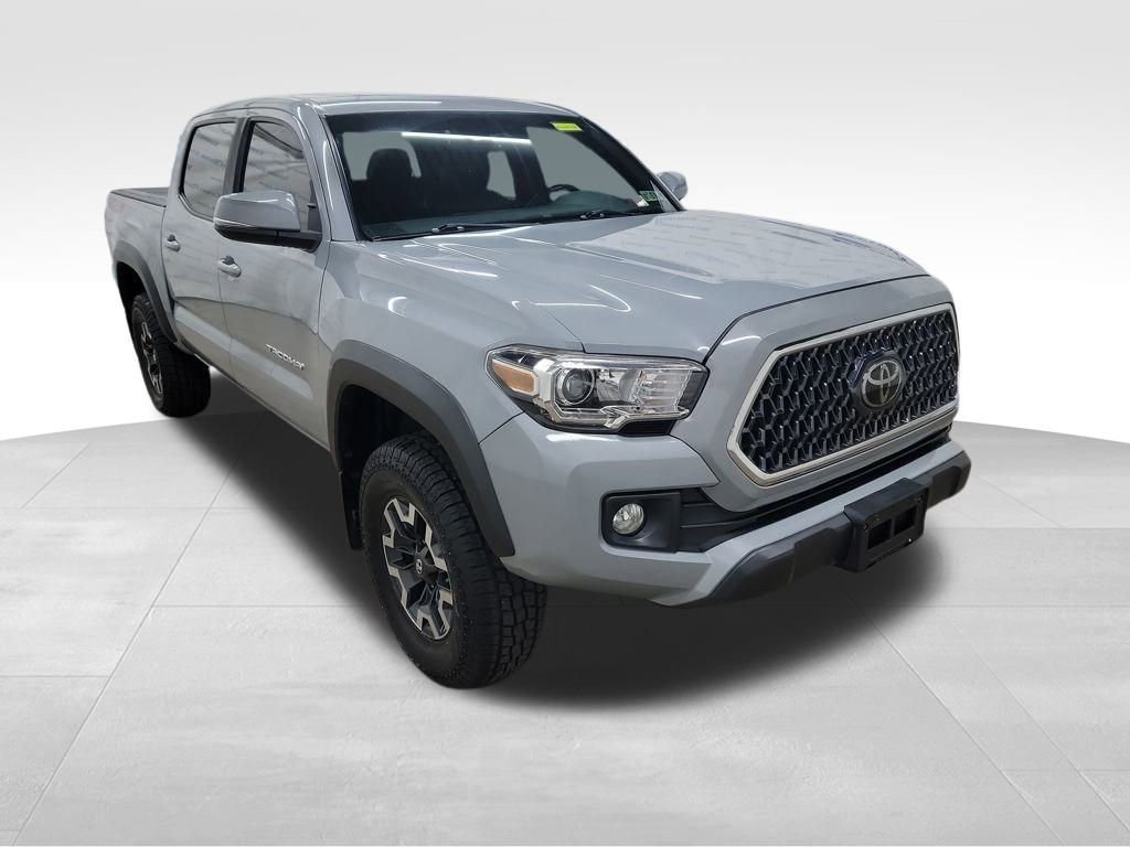 Used 2019 Toyota Tacoma TRD Off-Road image 2
