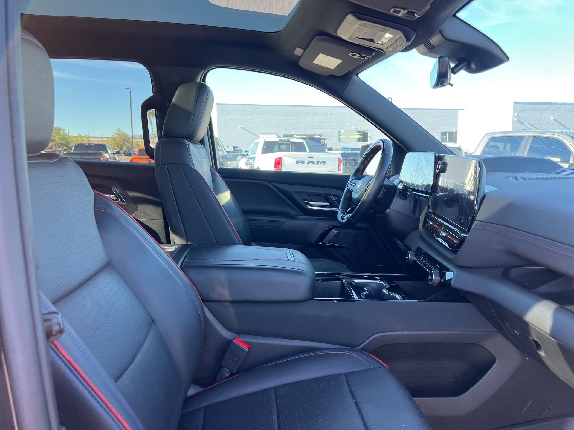 Used 2024 Chevrolet Silverado EV RST AWD/4WD image 21