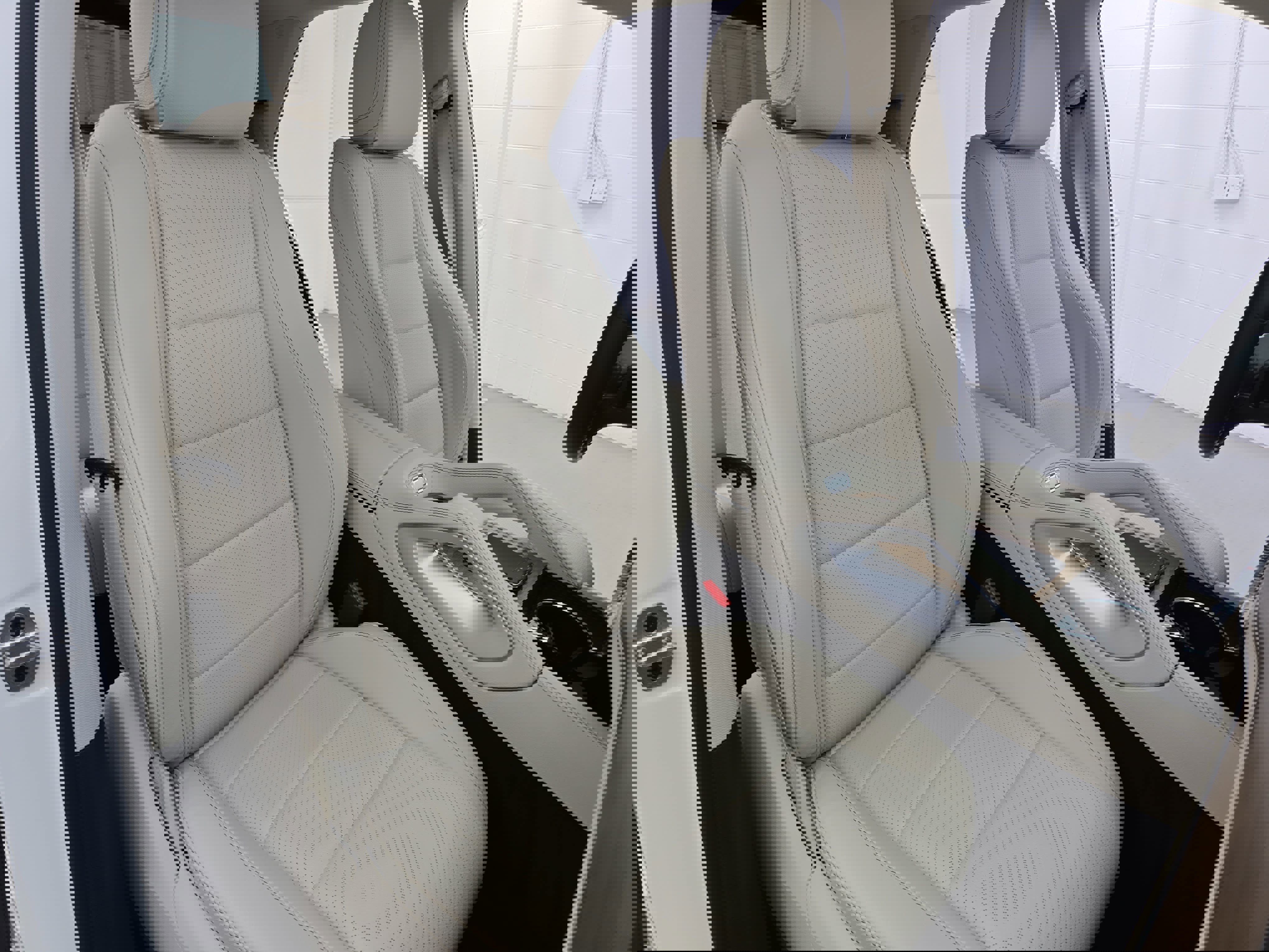 Certified 2023 Mercedes-Benz GLE 350 4MATIC w/ AMG Line Exterior image 10