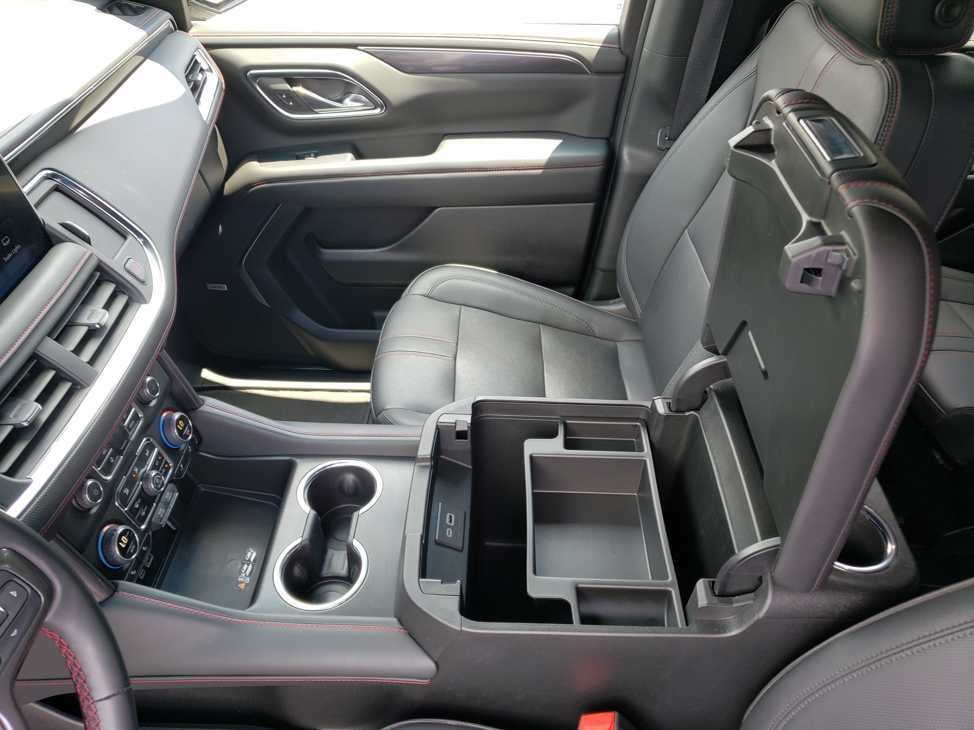 Used 2023 Chevrolet Tahoe RST w/ Luxury Package RWD image 29