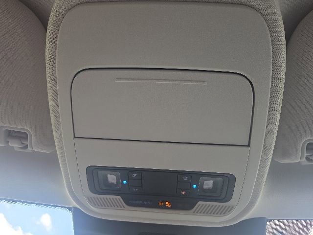 Used 2025 Ford Expedition Max Active AWD/4WD image 30