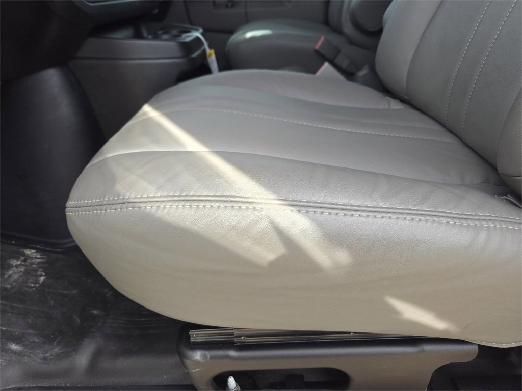 New 2025 Chevrolet Express 2500 w/ Driver Convenience Package image 13