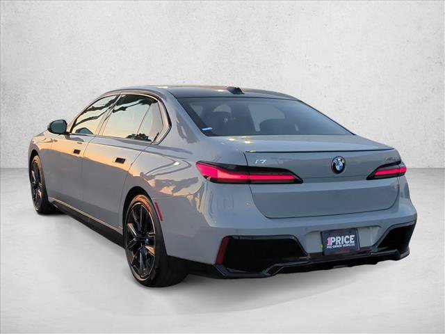 Used 2023 BMW i7 xDrive60 AWD/4WD image 8
