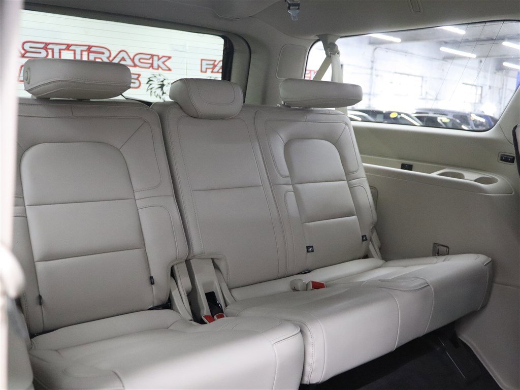 Used 2018 Lincoln Navigator L Reserve w/ Technology Package AWD/4WD image 26