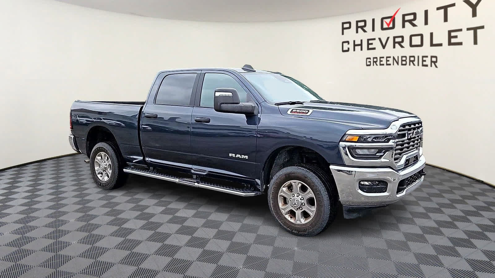 Used 2025 RAM 2500 Big Horn AWD/4WD image 2