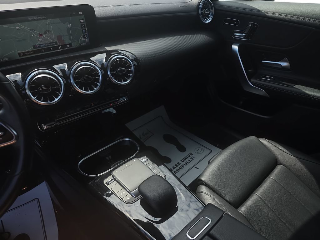 Used 2023 Mercedes-Benz CLA 250 4MATIC w/ Premium Package image 25