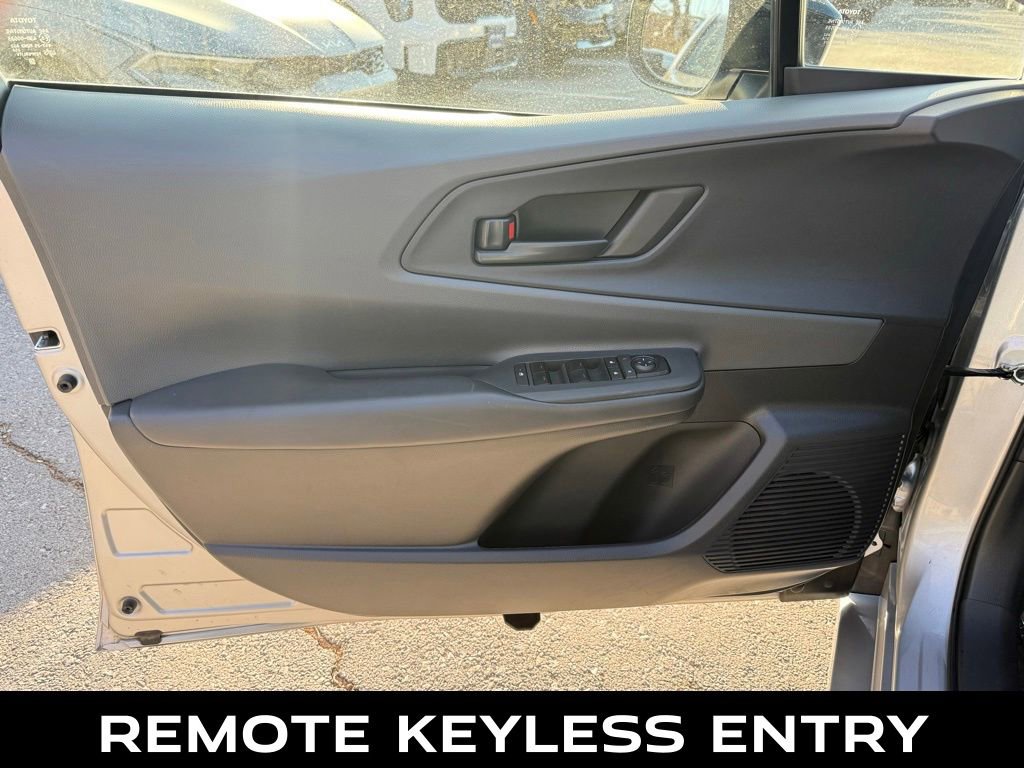 Used 2024 Toyota Prius LE image 7