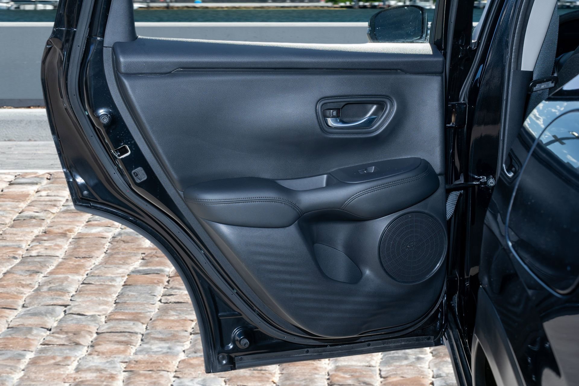 Certified 2023 Honda HR-V LX image 11