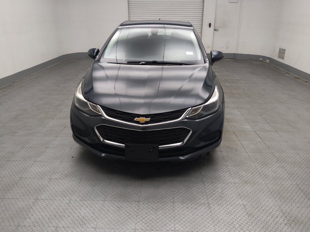 Used 2018 Chevrolet Cruze LT FWD image 15