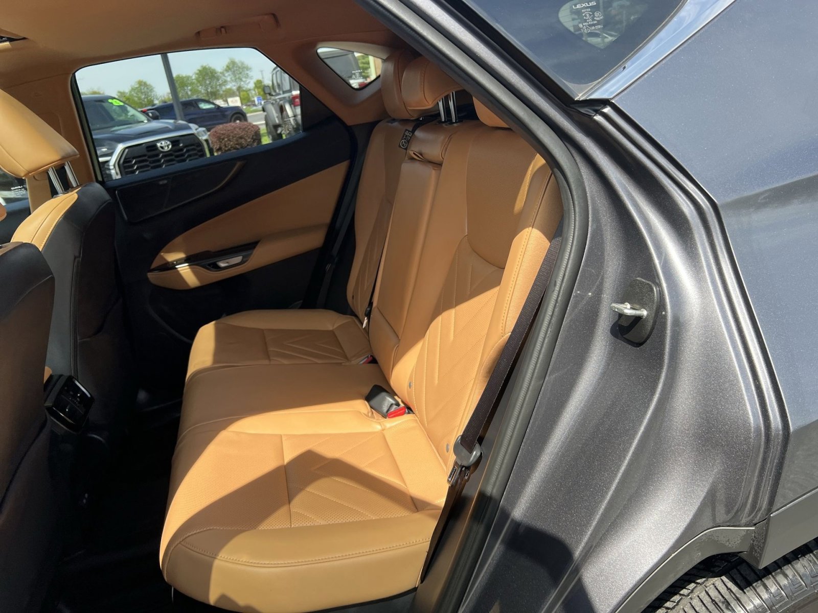 Used 2025 Lexus NX 450h+ AWD w/ Accessory Package (Z2) image 32