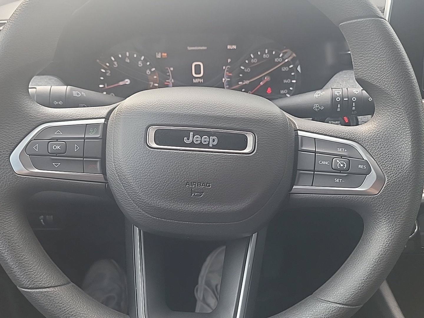 Certified 2025 Jeep Compass Sport AWD/4WD image 6