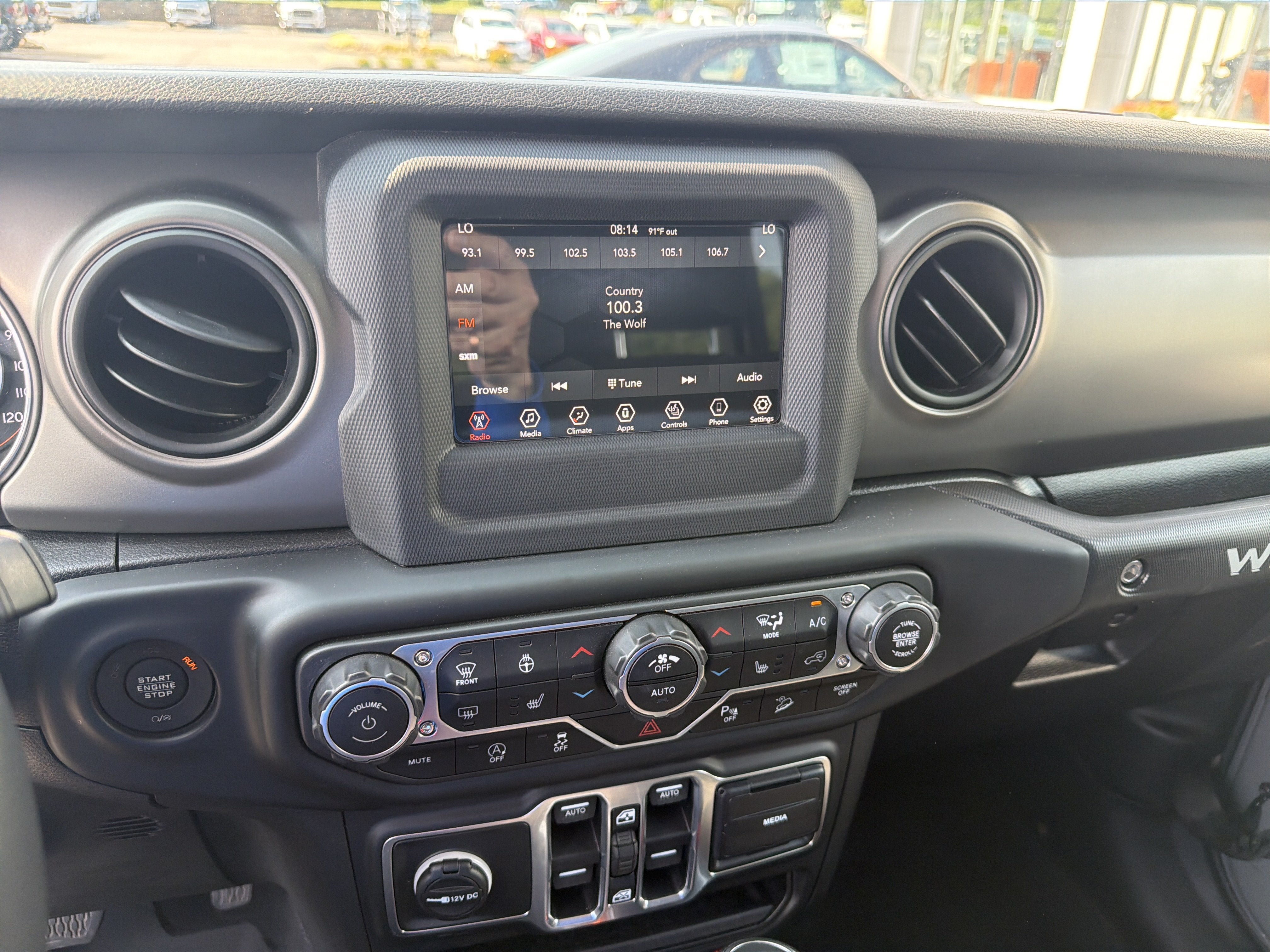 Used 2018 Jeep Wrangler Unlimited Sport S AWD/4WD image 36