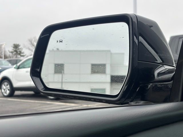 Used 2020 Chevrolet Traverse LT w/ LT Premium Package image 35