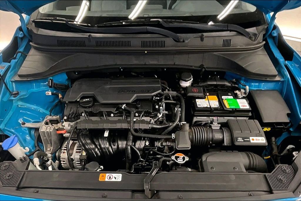 Used 2022 Hyundai Kona SEL w/ Cargo Package image 9