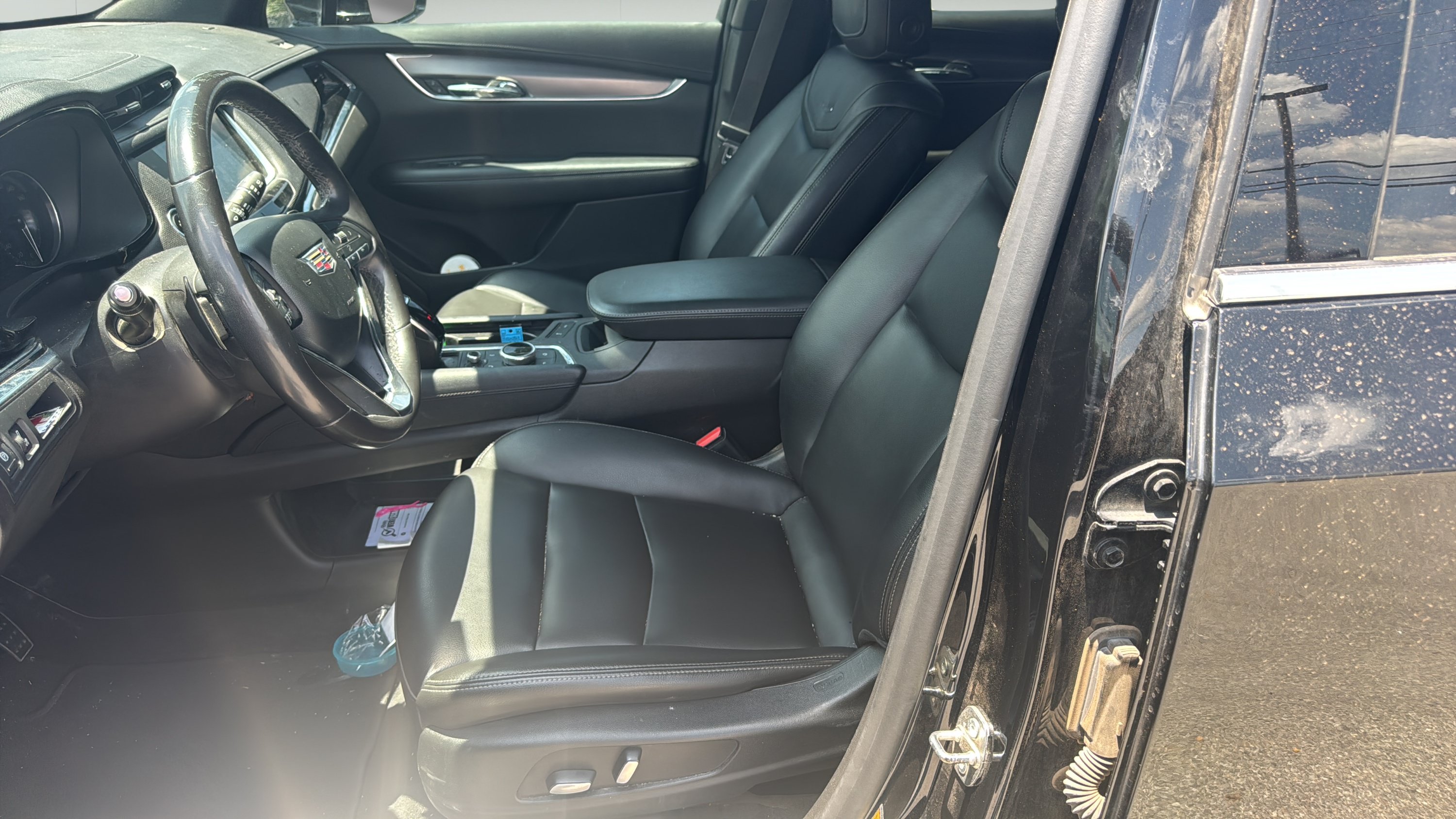 Used 2022 Cadillac XT6 Luxury FWD image 9