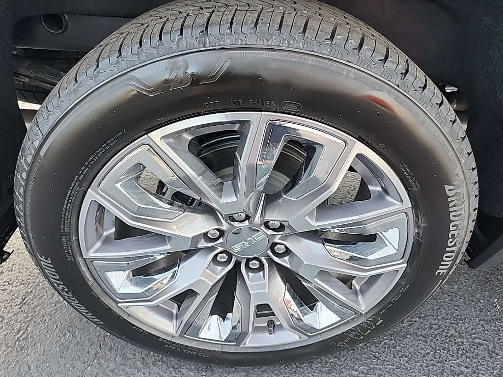 New 2026 GMC Sierra 1500 Denali image 10