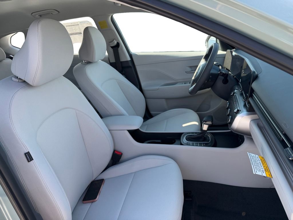 New 2026 Hyundai Kona SE image 15