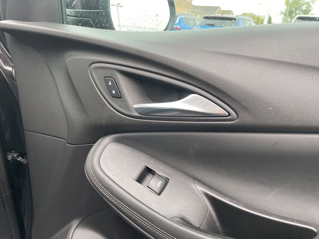 Used 2024 Buick Encore GX Sport Touring image 29