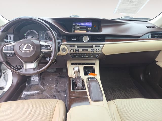 Used 2017 Lexus ES 350 image 10