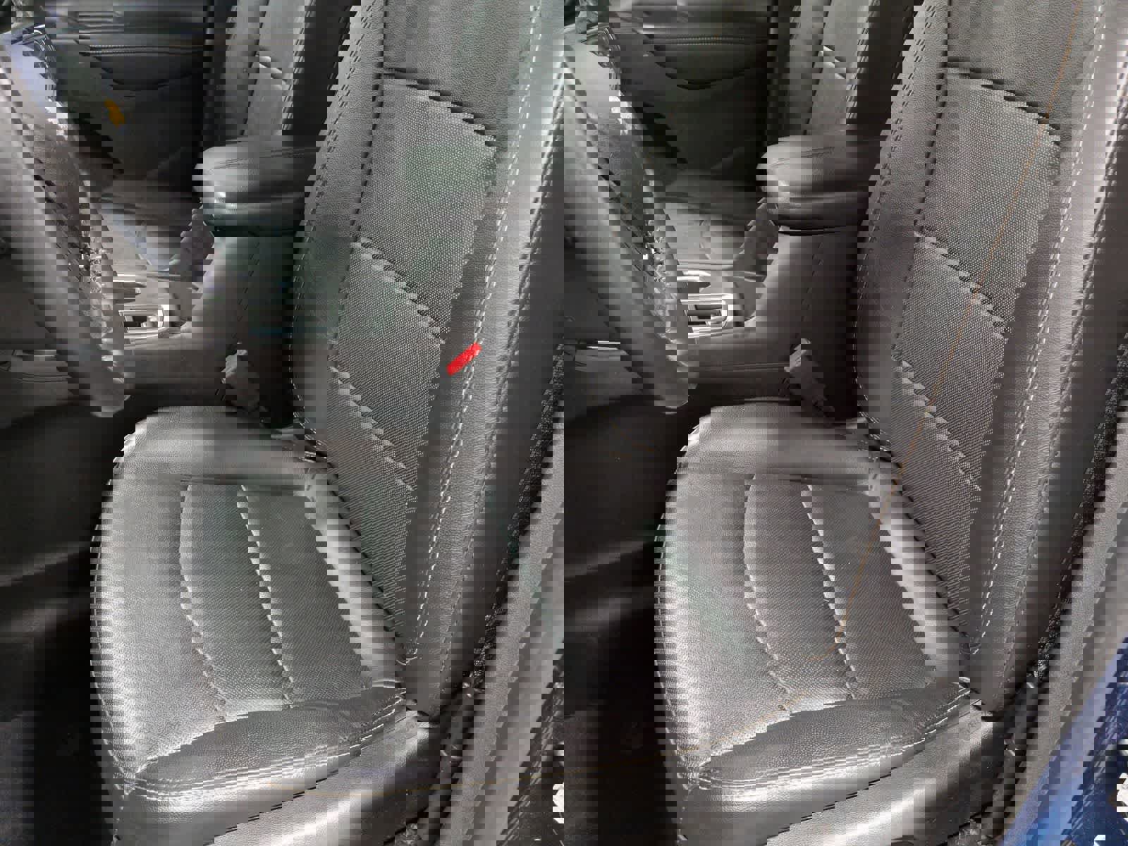 Used 2021 Chevrolet Equinox Premier w/ LPO, Floor Liner Package image 17