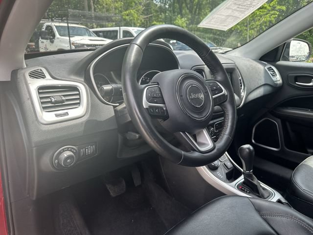 Used 2019 Jeep Compass Latitude w/ Popular Equipment Group AWD/4WD image 12