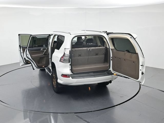 Used 2017 Lexus GX 460 w/ Navigation Package AWD/4WD image 52