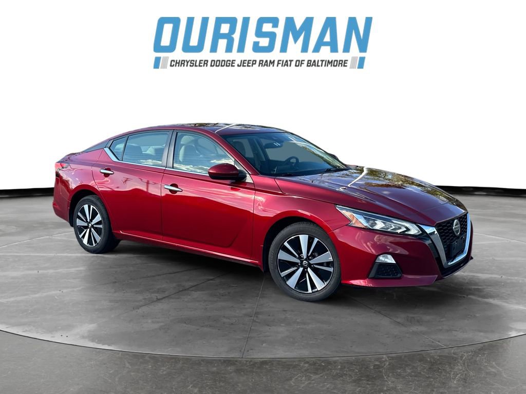 Used 2022 Nissan Altima 2.5 SV