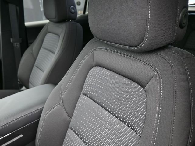 New 2026 Chevrolet Equinox LT w/ LPO, Floor Liner Package image 17