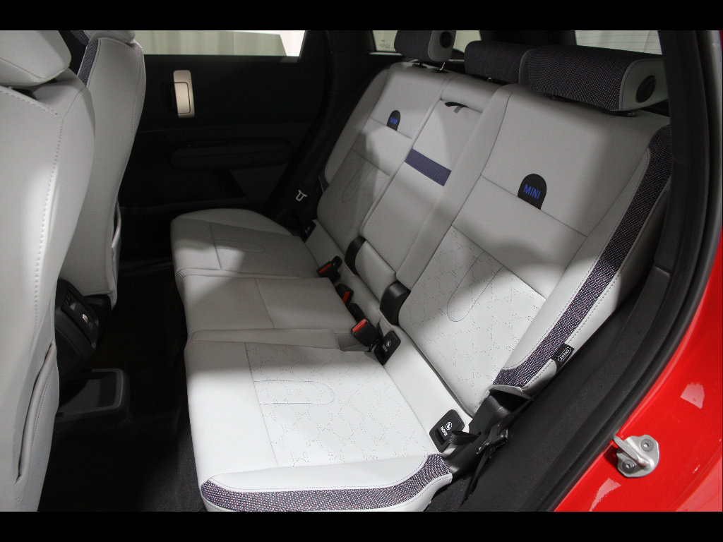 Certified 2026 MINI Cooper Countryman S image 21