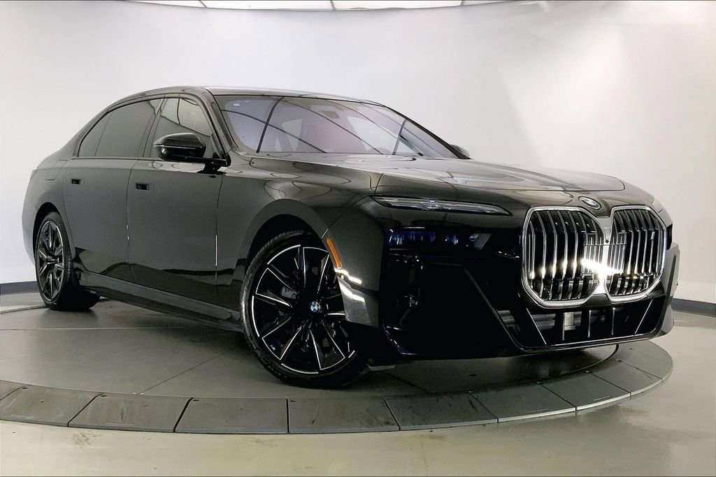 Certified 2023 BMW i7 xDrive60 AWD/4WD image 32