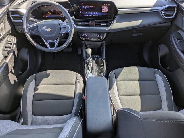 New 2025 Chevrolet TrailBlazer LT w/ Convenience Package FWD image 17